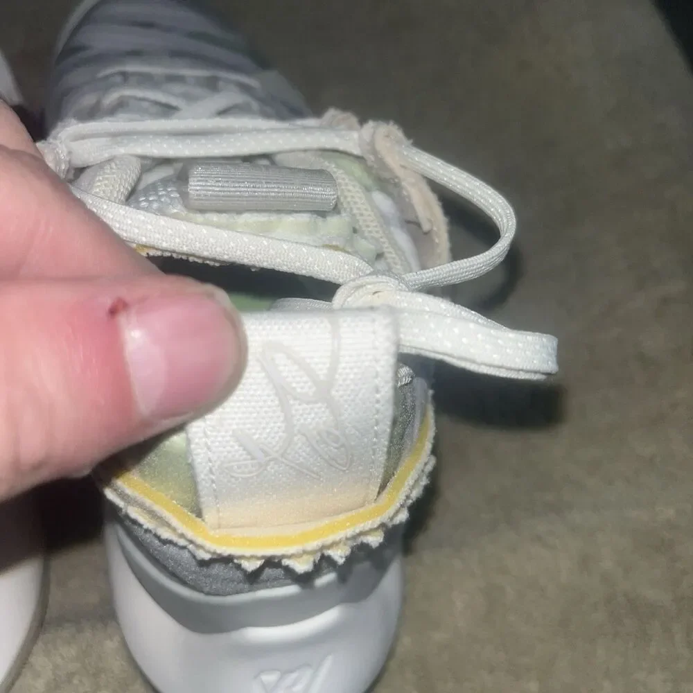 Jordan Why Not Zero .2 Se Mummy Size 7.5 Cw6566-300